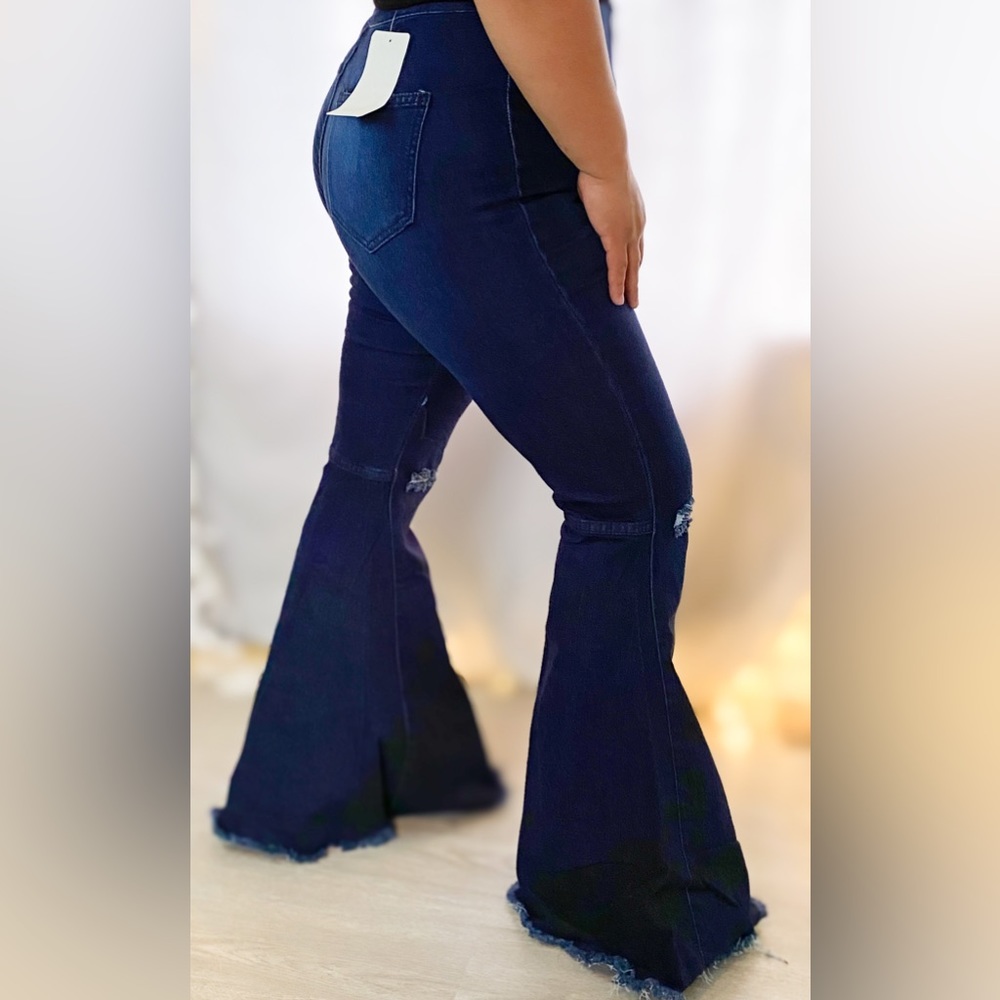 Bell Bottoms 👖 ☀️